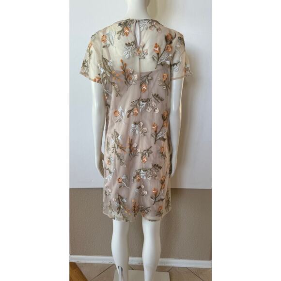 Neiman Marcus Embroidered Mesh Overlay Floral Tan Dress Sz 10 Church Wedding - Picture 3 of 13